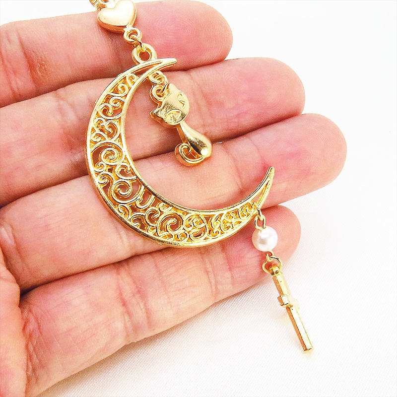 マットゴールド 猫とアラベスク調透かし入りの三日月のネックレス スワロフスキーパール ロザリオ ハート 長さ調整可