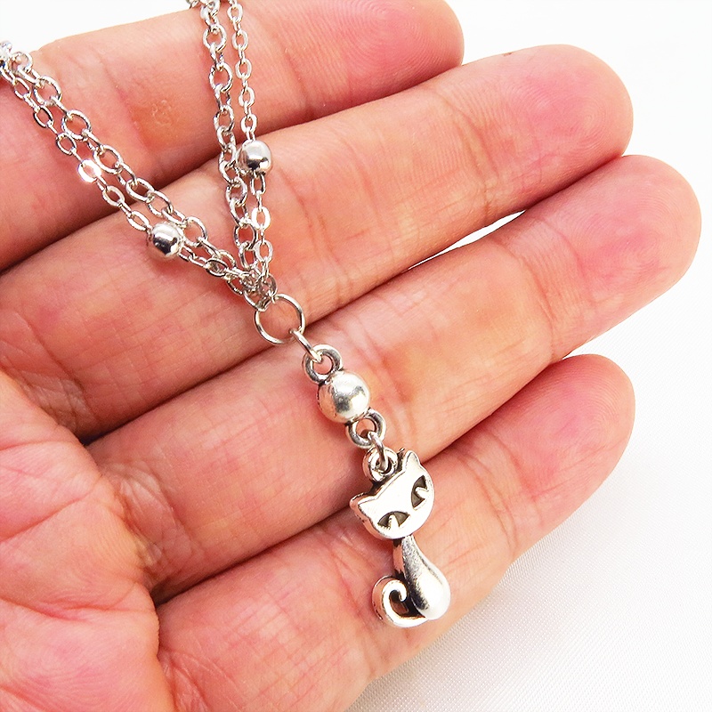 シルバーカラーの猫のダブルチェーンブレスレット 繊細