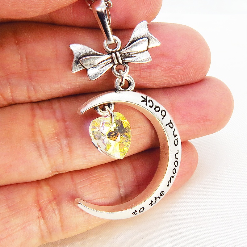 アンティークシルバー 三日月とハートのペンダントネックレス スワロフスキー(クリスタルオーロラ) 長さ調整可