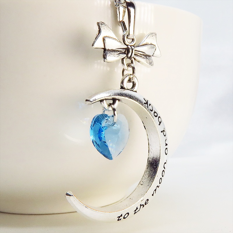 アンティークシルバー 三日月とハートのペンダントネックレス スワロフスキー(アクアマリン) 長さ調整可