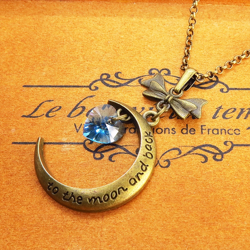アンティークゴールド 三日月とハートのペンダントネックレス スワロフスキー(アクアマリン) 長さ調整可