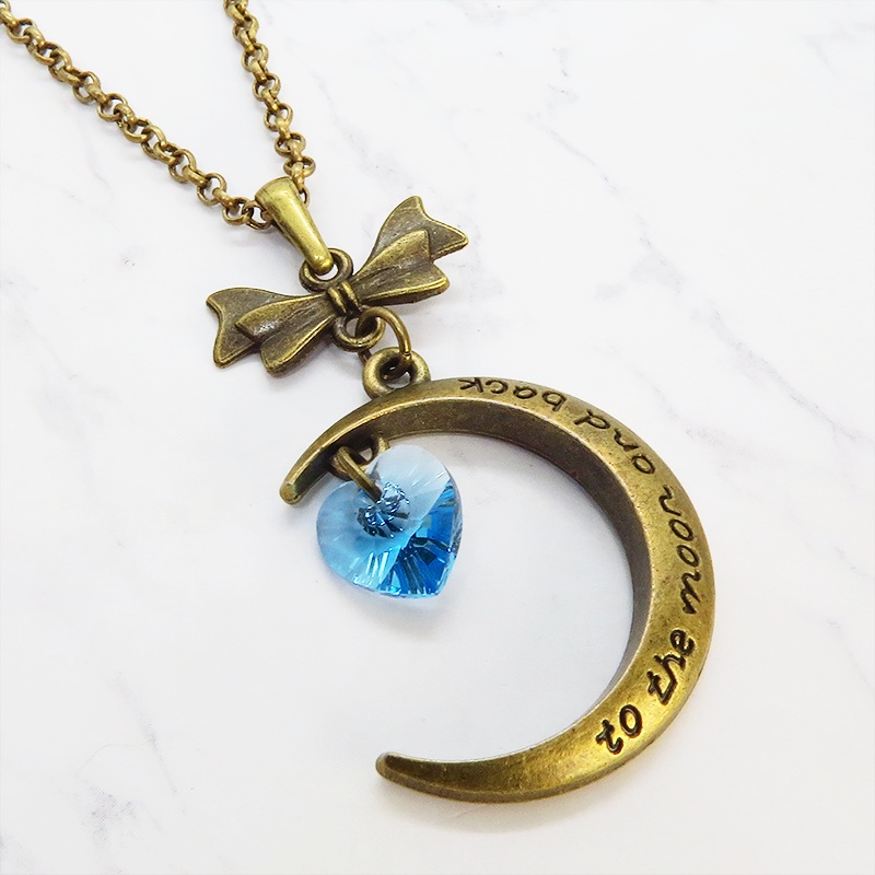 アンティークゴールド 三日月とハートのペンダントネックレス スワロフスキー(アクアマリン) 長さ調整可