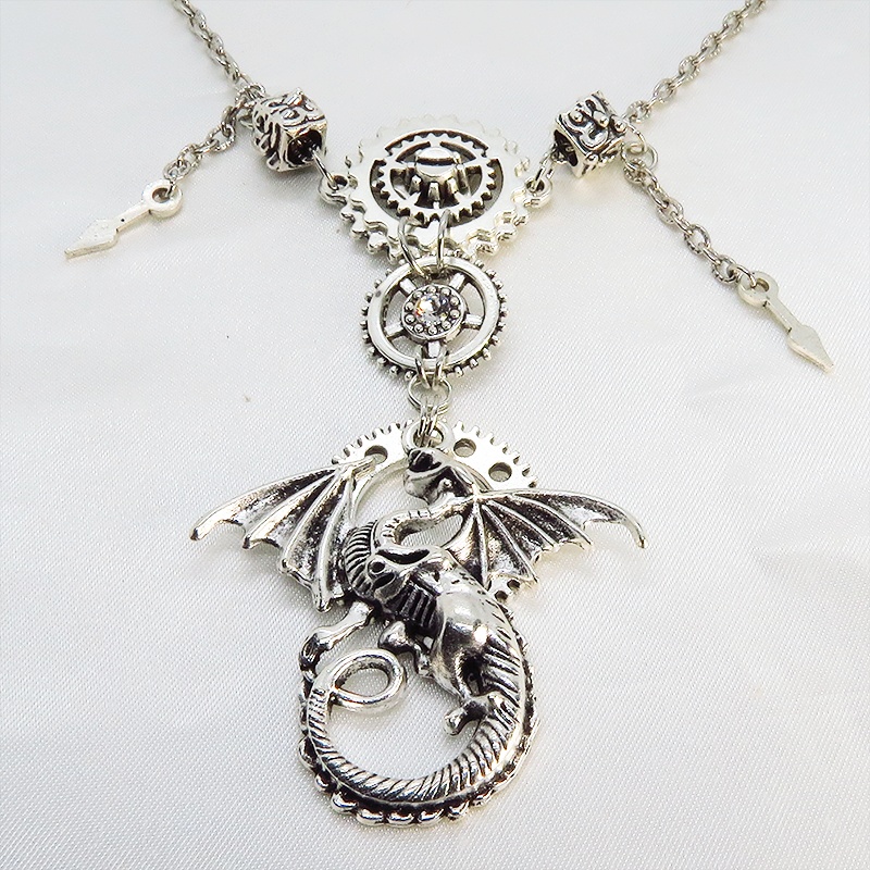 アンティークシルバー ドラゴンと歯車を組合せた多層多重スチームパンクネックレス スワロフスキー 長さ調整可