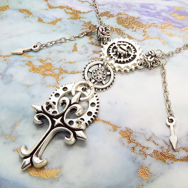 アンティークシルバー ゴシックロザリオ(十字架)と歯車を組合せた多層多重スチームパンクネックレス スワロフスキー 長さ調整可