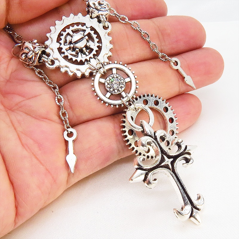 アンティークシルバー ゴシックロザリオ(十字架)と歯車を組合せた多層多重スチームパンクネックレス スワロフスキー 長さ調整可