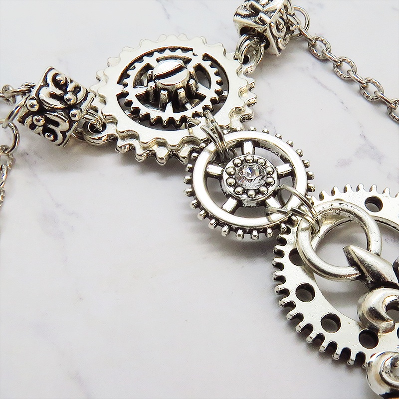 アンティークシルバー ゴシックロザリオ(十字架)と歯車を組合せた多層多重スチームパンクネックレス スワロフスキー 長さ調整可