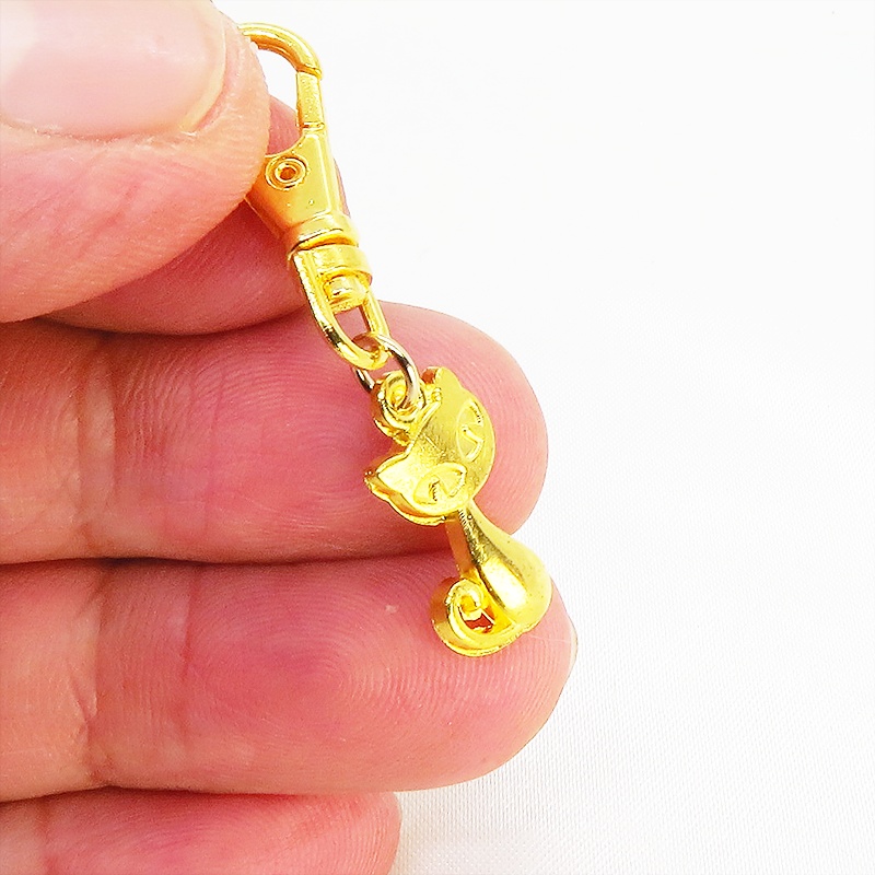 ゴールドカラー 可愛い猫のファスナーチャーム キーホルダー バッグチャーム 金具変更可