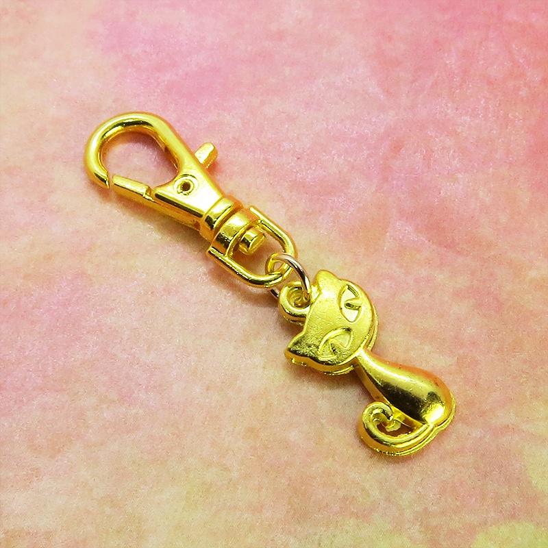 ゴールドカラー 可愛い猫のファスナーチャーム キーホルダー バッグチャーム 金具変更可