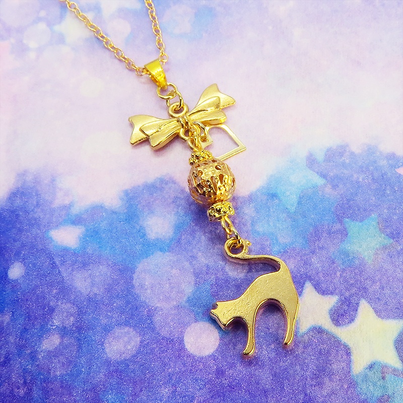 マットゴールド 跳ね猫とリボンネックレス メタルビーズ 長さ調整可 ステンレス可 アジャスター追加可