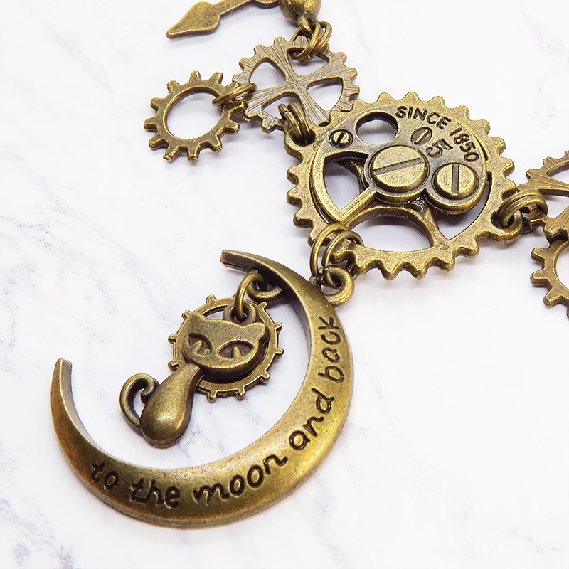 アンティークゴールド スチームパンク風 猫と三日月と歯車の多層構造ネックレスVer.01 長さ調整可 アジャスター付