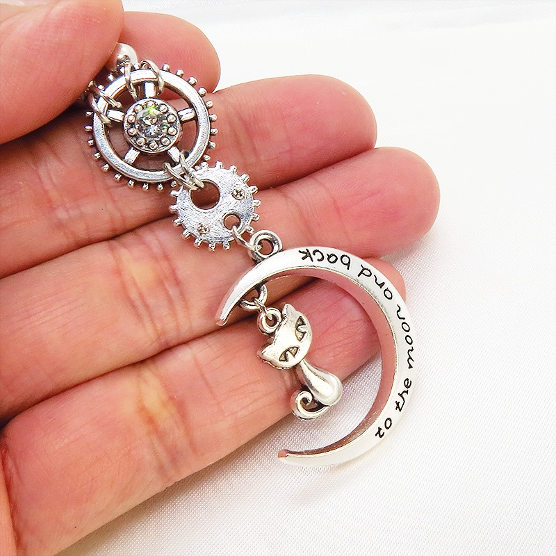 アンティークシルバー 猫と三日月と歯車のスチームパンク風ネックレス スワロフスキー 長さ調整可