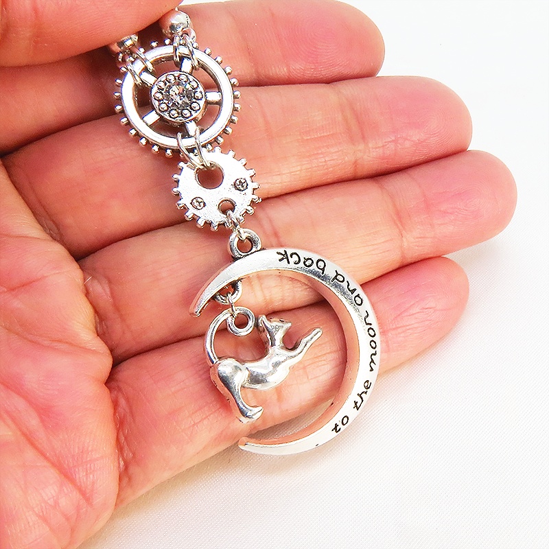 アンティークシルバー のび猫と三日月と歯車のスチームパンク風ネックレス スワロフスキー 長さ調整可