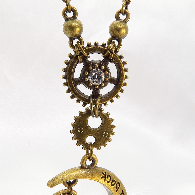 アンティークゴールド のび猫と三日月と歯車のスチームパンク風ネックレス スワロフスキー 長さ調整可