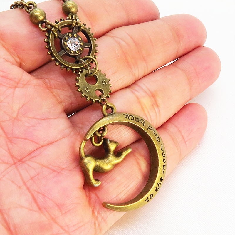 アンティークゴールド のび猫と三日月と歯車のスチームパンク風ネックレス スワロフスキー 長さ調整可