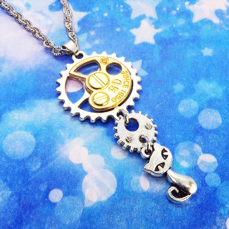 アンティークシルバー 猫と歯車を組合せたスチームパンク風ペンダントネックレス 長さ調整可