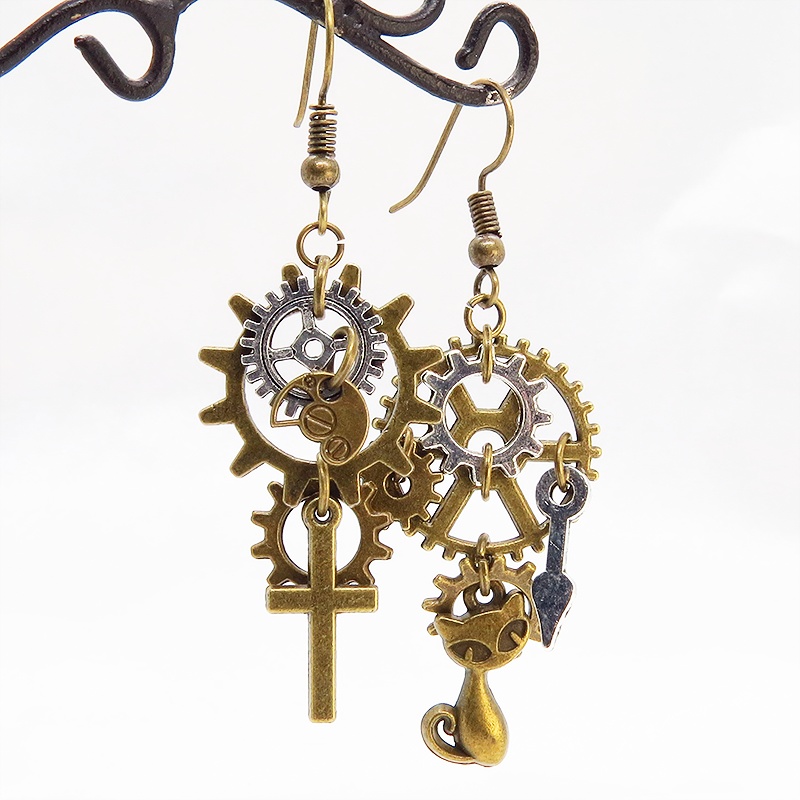 スチームパンク風 猫とロザリオと歯車のアシンメトリーピアス Vol.01 アンティークカラー