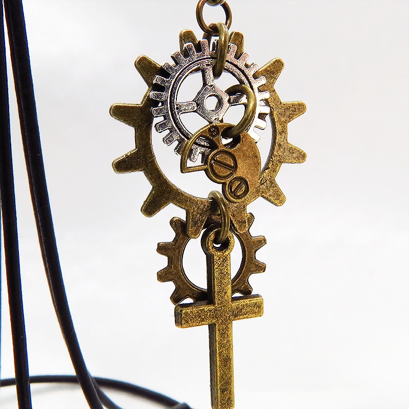 スチームパンク風 猫とロザリオと歯車のアシンメトリーピアス Vol.01 アンティークカラー