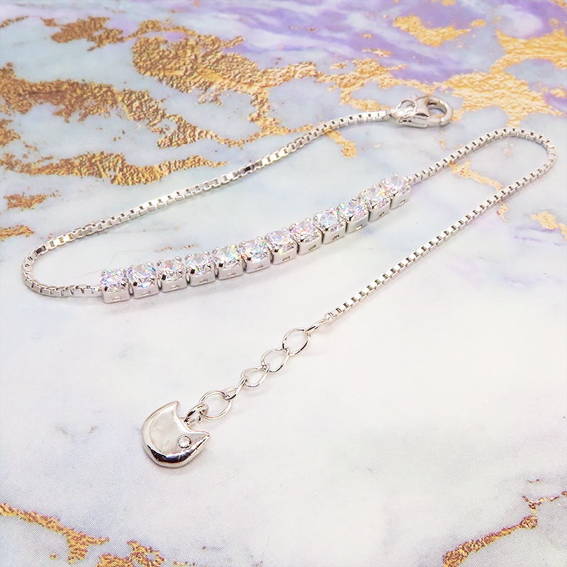 シルバー925 猫フェイスモチーフとキュービックジルコニアのビジューのブレスレット スワロフスキー