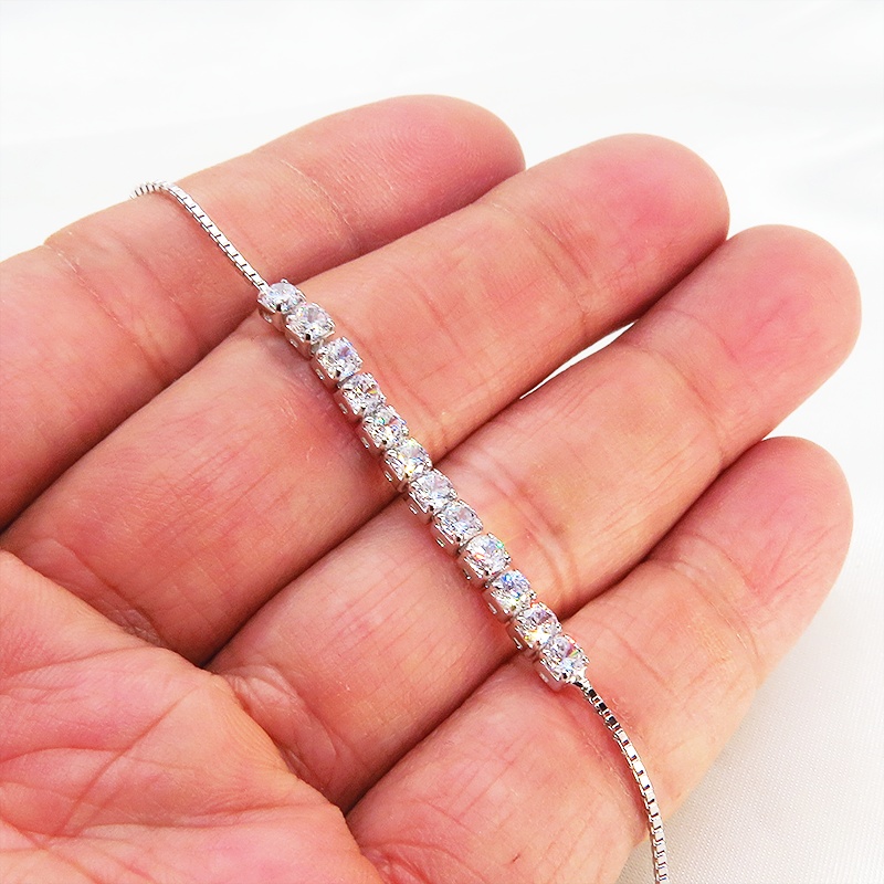 シルバー925 猫フェイスモチーフとキュービックジルコニアのビジューのブレスレット スワロフスキー