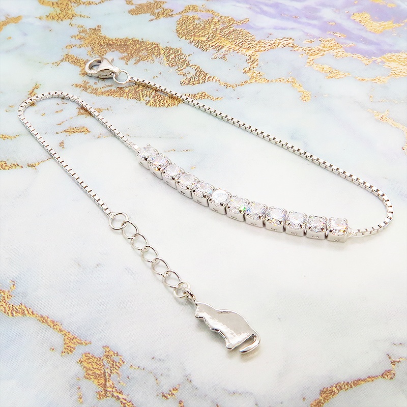 シルバー925 猫シルエットモチーフとキュービックジルコニアのビジューのブレスレット