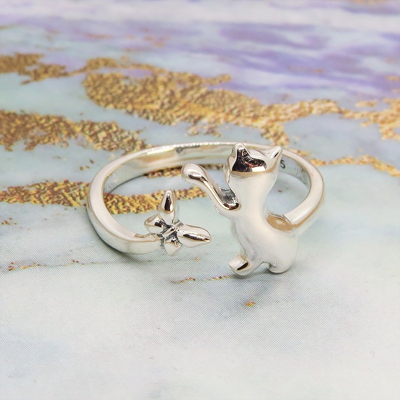 【再々販】【再販×3】シルバー925 蝶とたわむれる子猫のシルエットをかたどったオープンリング