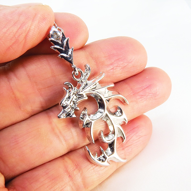 シルバードラゴンのネックレス 銀龍 シルバー925PLD 模様付チェーン アジャスター付 長さ調整可