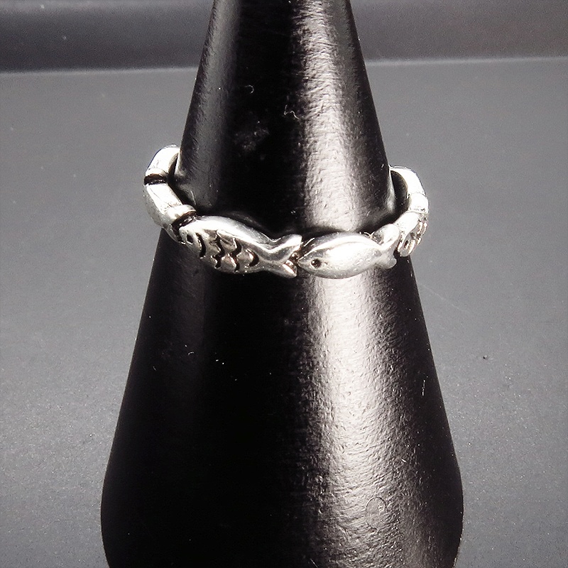 お魚モチーフが連なる可愛いリング シングル シルバー925コーティング オープンリング ピンキーリング 華奢