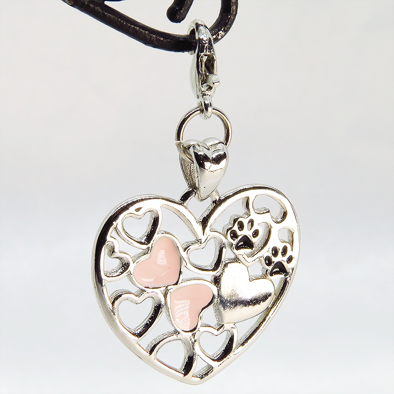 マスクチャーム シルバー925 肉球がワンポイントのオープンハートが連なるチャーム キーホルダー