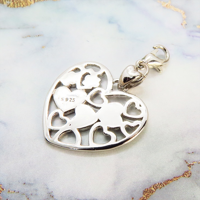 マスクチャーム シルバー925 肉球がワンポイントのオープンハートが連なるチャーム キーホルダー