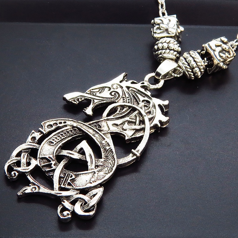 アンティークシルバー ドラゴンモチーフのペンダントネックレス 模様刻みチェーン ゴシック パンク メタル 龍 長さ調整可