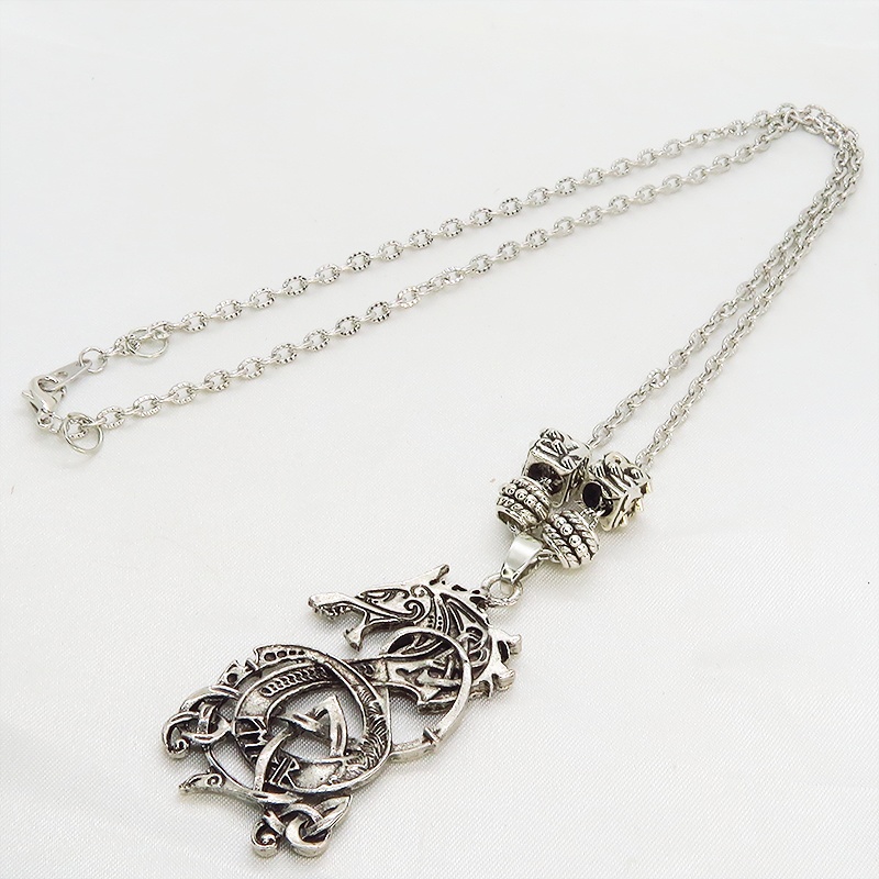 アンティークシルバー ドラゴンモチーフのペンダントネックレス 模様刻みチェーン ゴシック パンク メタル 龍 長さ調整可