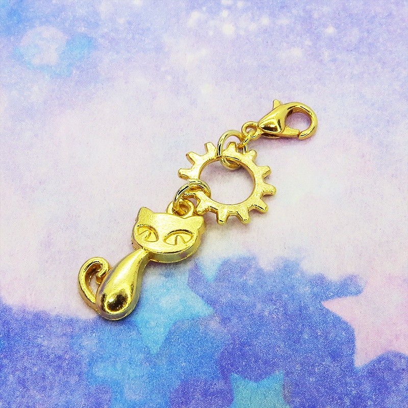 マスクチャーム マットゴールド 猫と中があいた歯車を組み合わせた可愛いチャーム キーホルダー スチームパンク風