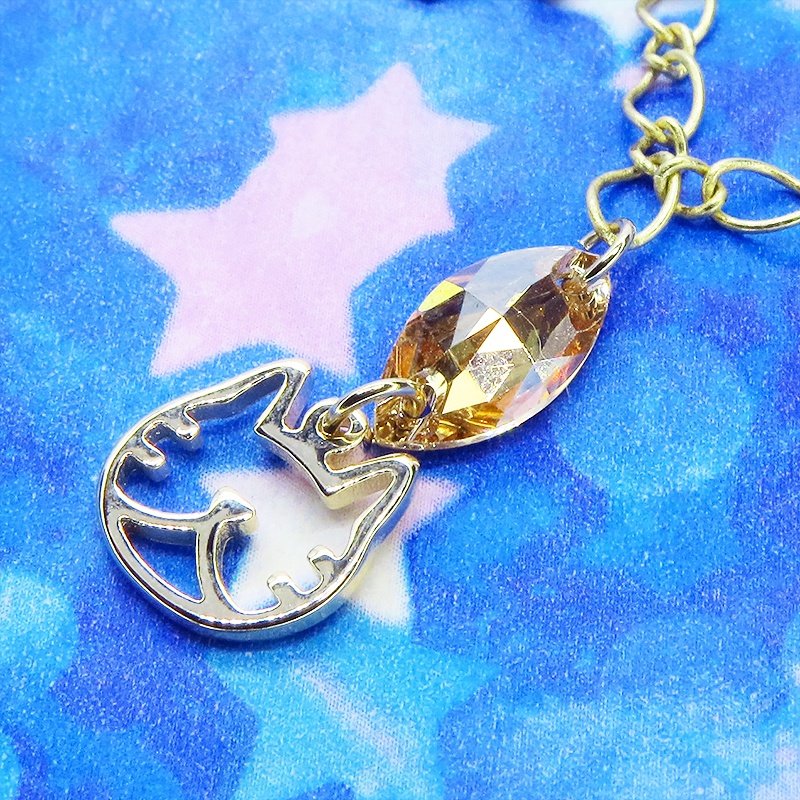 猫フェイスシルエットモチーフと大きめスワロフスキー(ゴールドシャドー)のブレスレット ゴールドカラー ロザリオ ハート