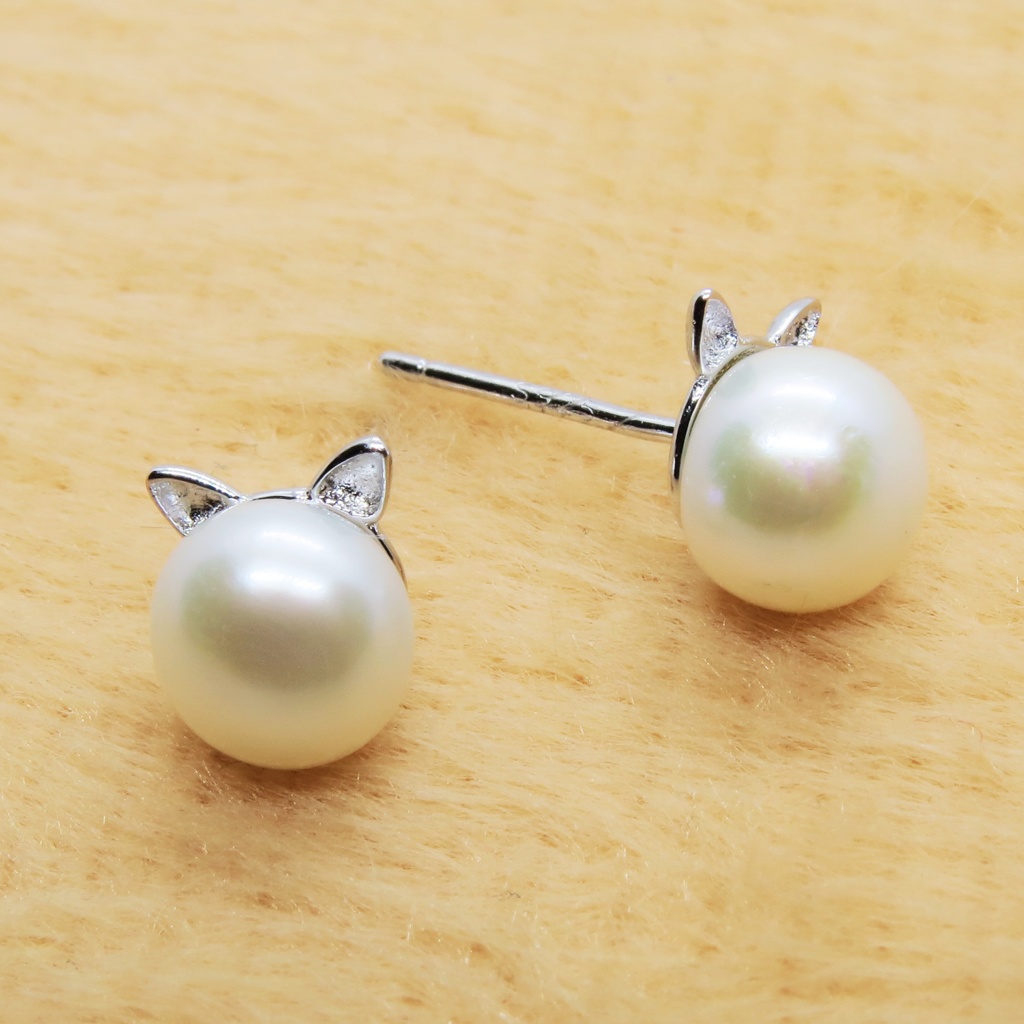 シルバー925 シンプルにさり気なく大人可愛い猫耳パールのネックレスとピアスのセット 淡水パール アジャスター追加可