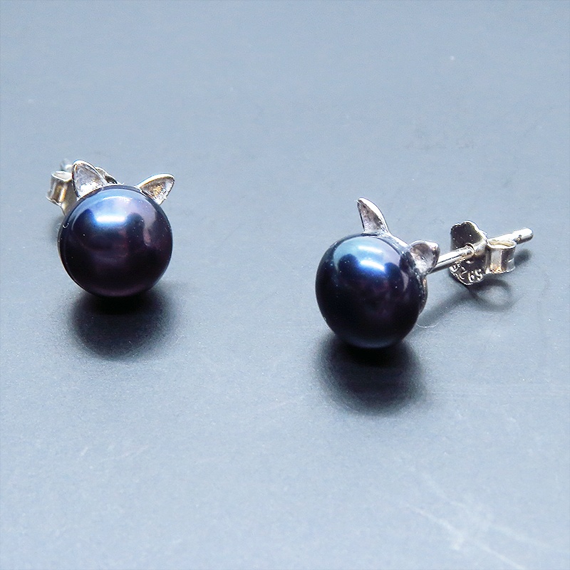 シルバー925 淡水パール(ピーコックブルー) シンプルにさり気なく大人可愛い猫耳パールのピアス スタッド ワンポイント