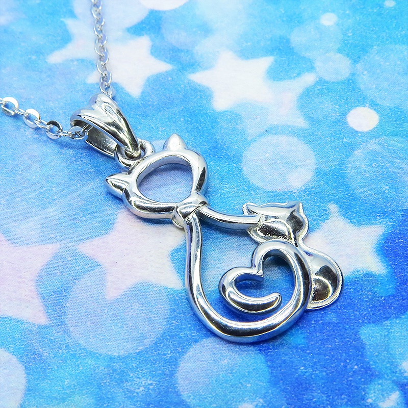 シルバー925 親子が寄り添う猫シルエットモチーフの大人可愛いペンダント・ネックレス 親子 ハート