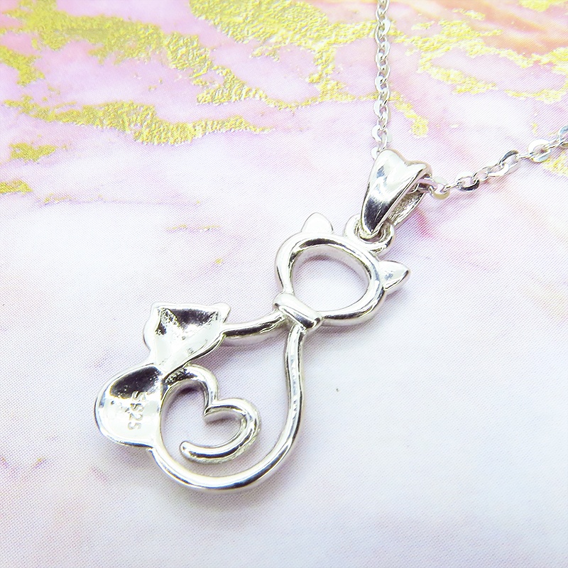 シルバー925 親子が寄り添う猫シルエットモチーフの大人可愛いペンダント・ネックレス 親子 ハート