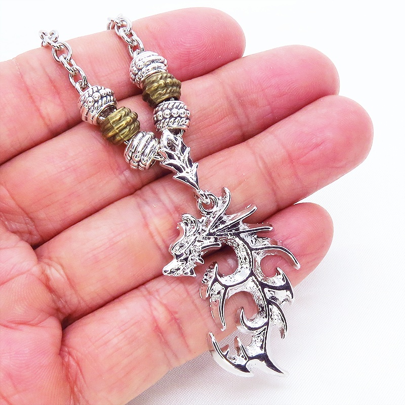 ドラゴンのシルエットモチーフとカラビナ・バックルのパンクロックスタイルネックレス ロック シルバー925PLD メタルビーズ