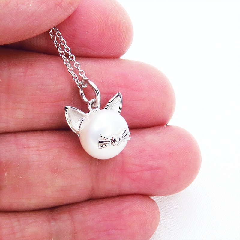 シルバー925 ひげつき猫耳パールのペンダント型ネックレス 淡水パール(ナチュラルホワイト)アジャスター可