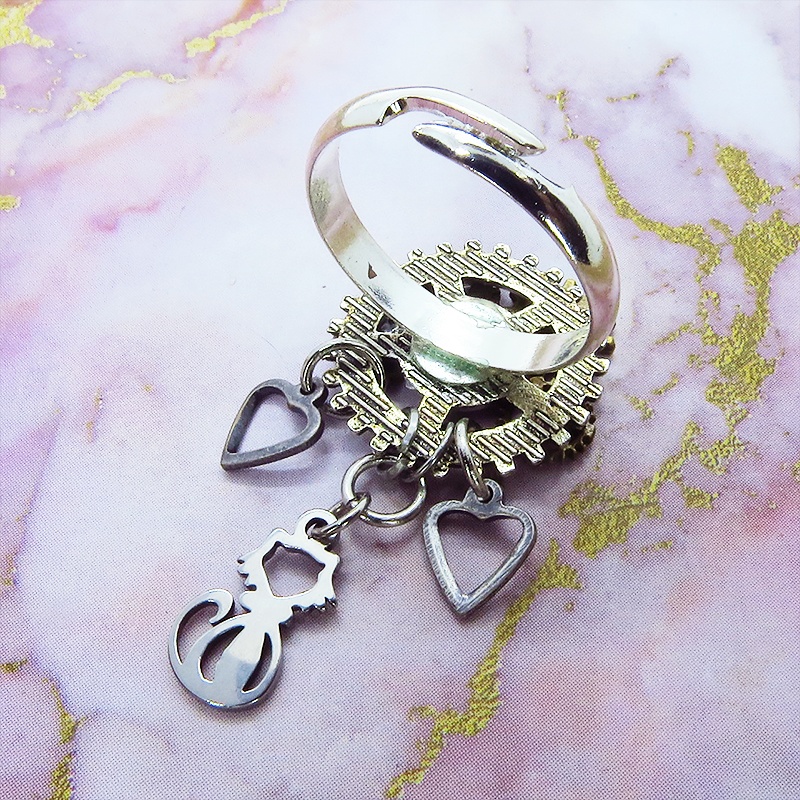 スチームパンク風 歯車と猫のコンパクトなフリーサイズリング スワロフスキー アンティークシルバー