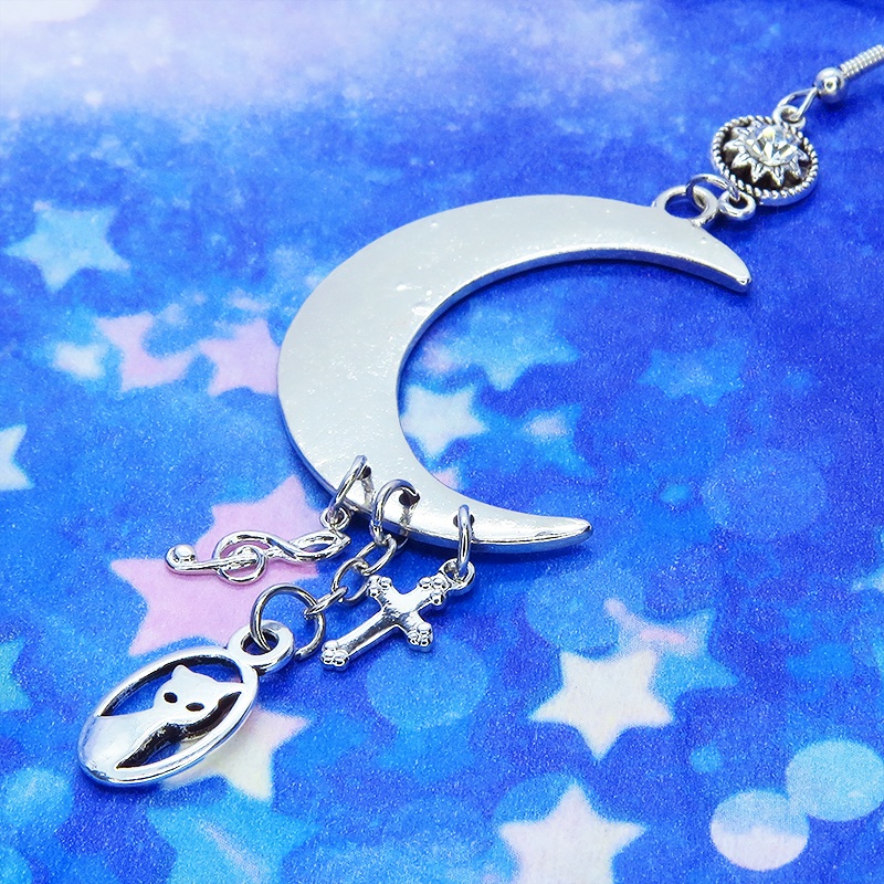 アンティークシルバー 猫と三日月のピアス タッセル調 メタル ラインストーン ロザリオ 音符 ユニセックス