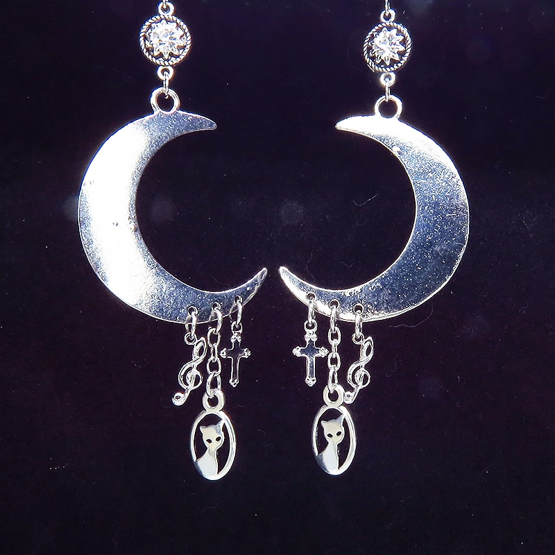 アンティークシルバー 猫と三日月のピアス タッセル調 メタル ラインストーン ロザリオ 音符 ユニセックス