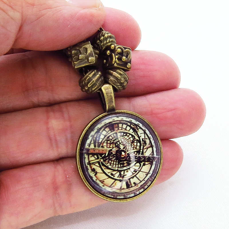 アンティーク調ペンダント・ネックレス 方位磁針 重力針 羅針盤 スチームパンク風 ガラス アジャスター追加可