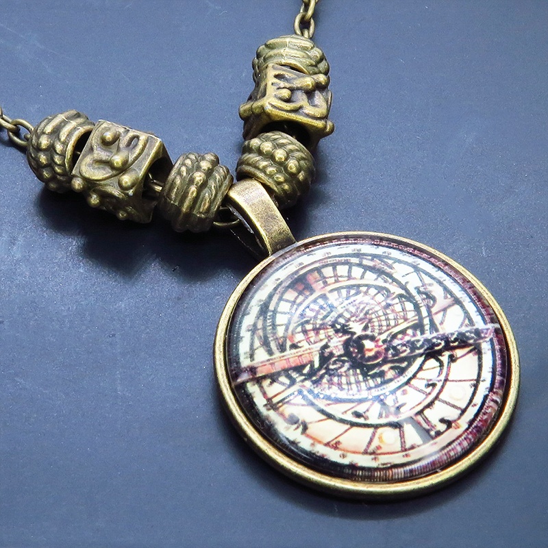 アンティーク調ペンダント・ネックレス 方位磁針 重力針 羅針盤 スチームパンク風 ガラス アジャスター追加可