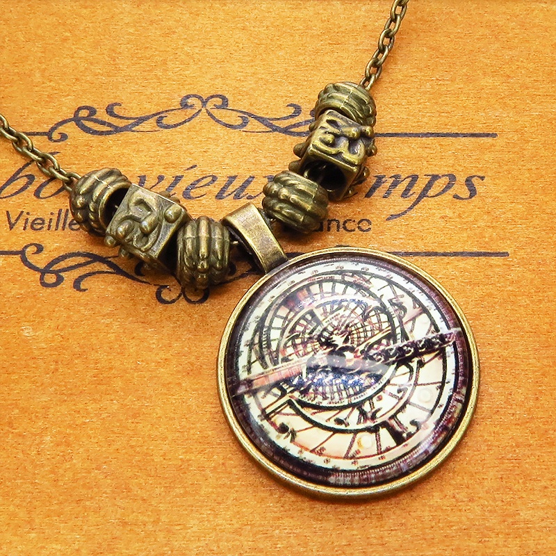 アンティーク調ペンダント・ネックレス 方位磁針 重力針 羅針盤 スチームパンク風 ガラス アジャスター追加可