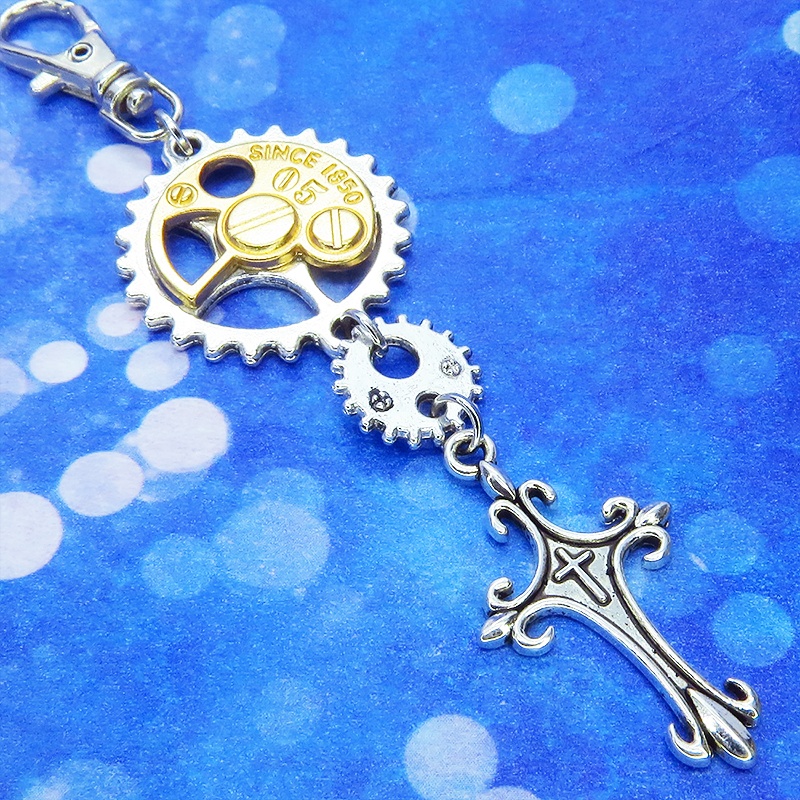 スチームパンク風アンティークシルバーの歯車とロザリオのキーホルダー チャーム ファスナーチャーム バッグチャーム