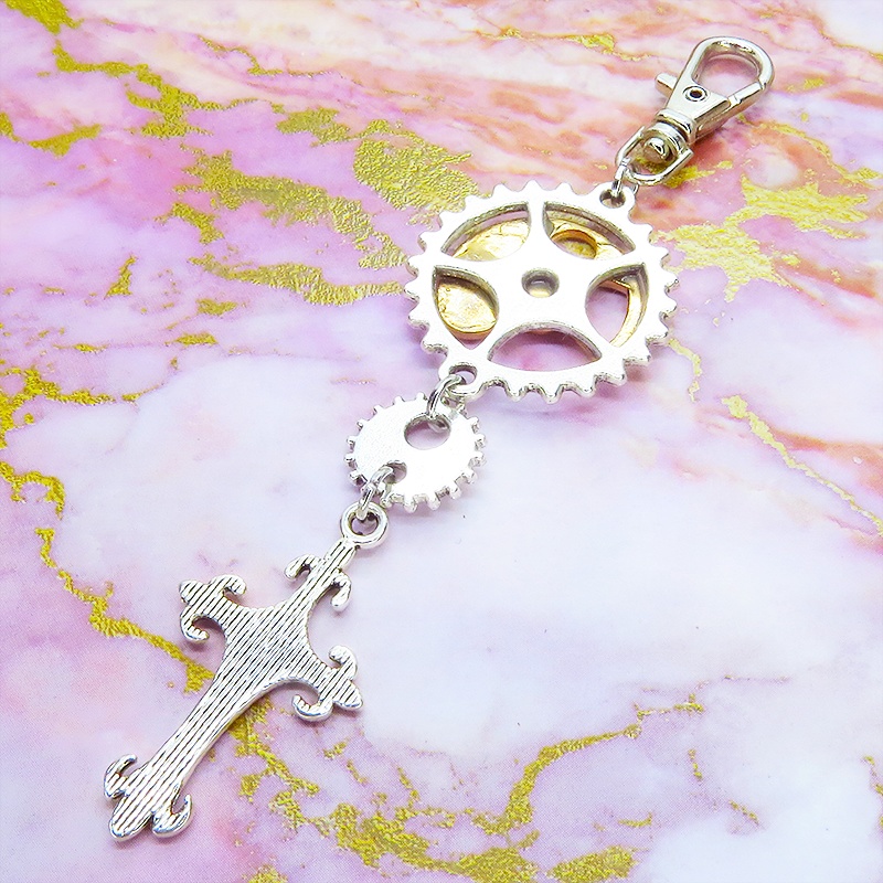 スチームパンク風アンティークシルバーの歯車とロザリオのキーホルダー チャーム ファスナーチャーム バッグチャーム