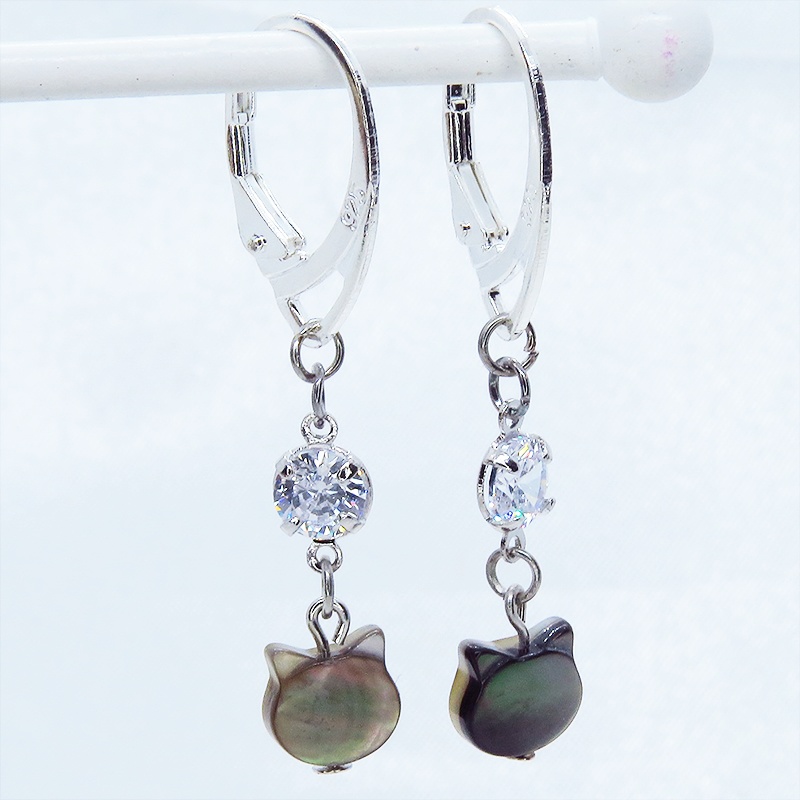 シルバー925 ブラックマザーオブパール 黒蝶貝(ブラックシェル)の猫モチーフピアス キュービックジルコニア リング