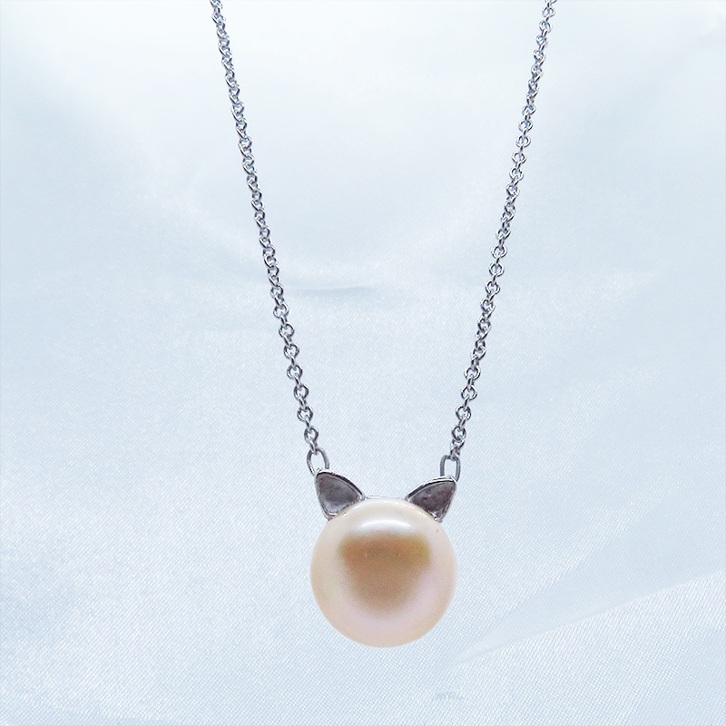 シルバー925 淡水パール(コーラルピンク) シンプルにさり気なく大人可愛い猫耳パールのネックレス ワンポイント
