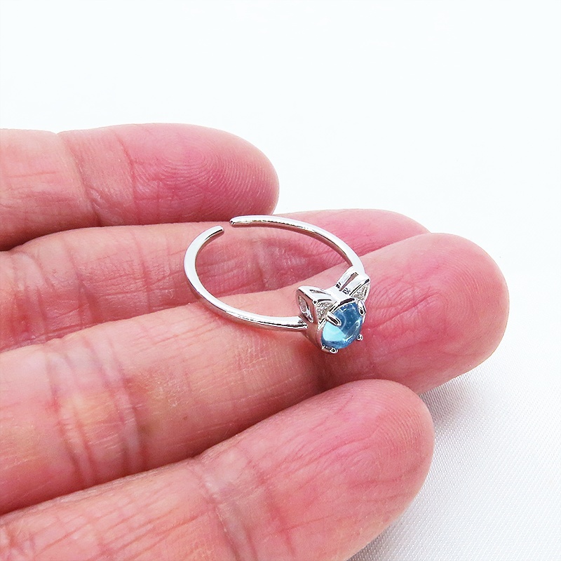 【再々販】猫耳モチーフの大人可愛いリング シルバー925PLD ブルージルコン フリーサイズ 調整可能